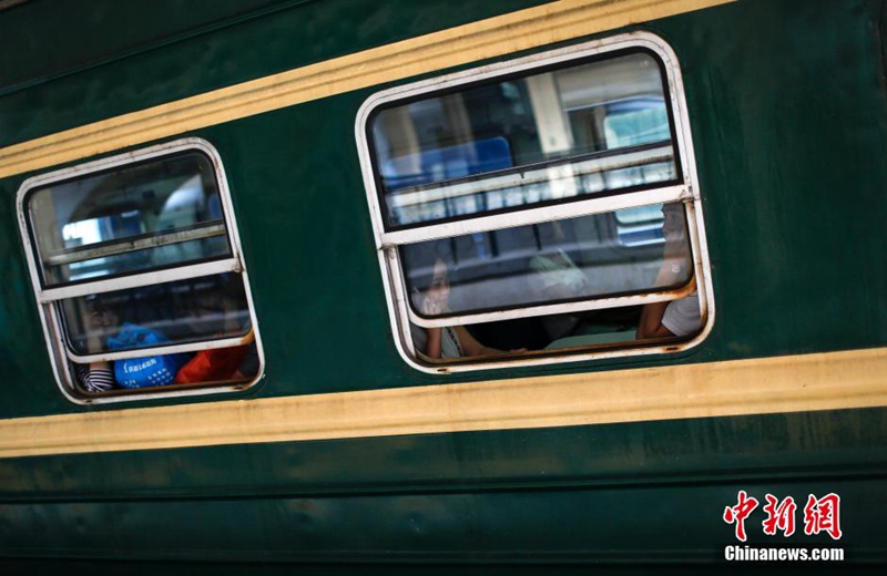 역사의 향기 속으로…베이징→톈진 8위안의 ‘녹피 기차’