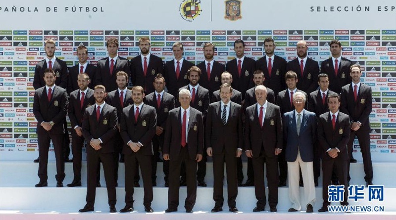 6월 2일, 스페인은 월드컵 대표팀 출정식에 마리아노 라호이 스페인 총리가 참석해 이들을 배웅했다.
