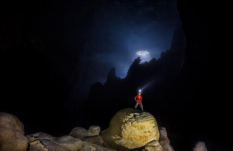 베트남서 세계 최대 동굴 발견, 동굴 안에 숲과 하천이!