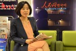 한국어가 착착 감긴다는 이 여자 [헤럴드 경제 5.8]그는 지한파(知韓派)가 아니라 그냥 한국인인 듯했다. 속사포처럼 쏟아내는 말은 물론 심지어 최신 이슈에도 해박했다. 그가 왜 인민망(人民網) 한국대표처 사장으로 발탁됐는지 짐작이 갔다.