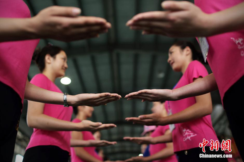 2014년 청소년올림픽 자원봉사자 난징서 집결