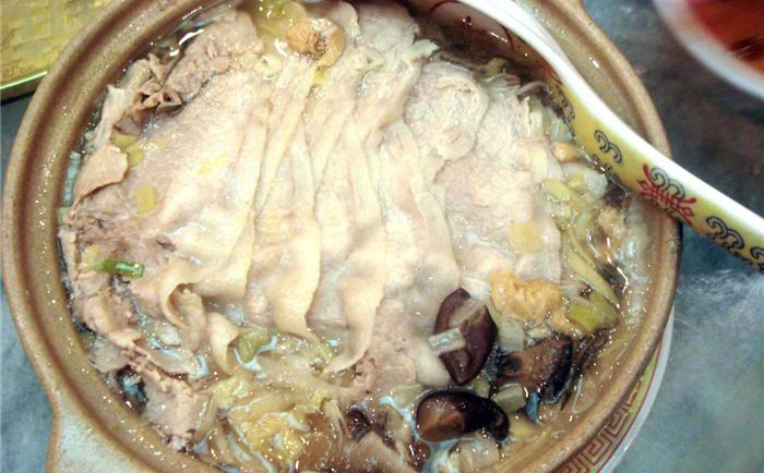 267년 전통의 모래솥 요리식당, 베이징 '사궈쥐'