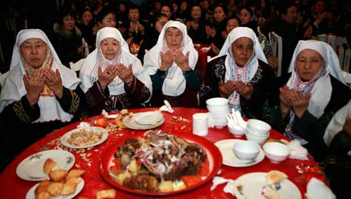 타타르(塔塔尔)족의 전통명절,러우쯔제(肉孜節)