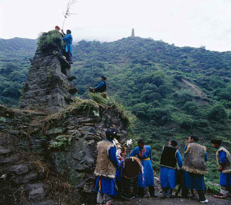 강(羌)족의 전통명절,祭山会 지산후이(祭山會)