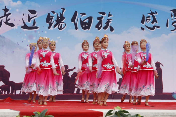 시버(錫伯)족의 전통명절,시첸제(西遷節)