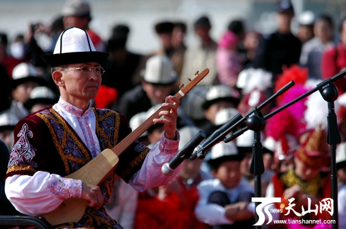 키르기즈(柯爾克孜)족의 전통명절,诺如孜节 눠루쯔제(諾如孜節)