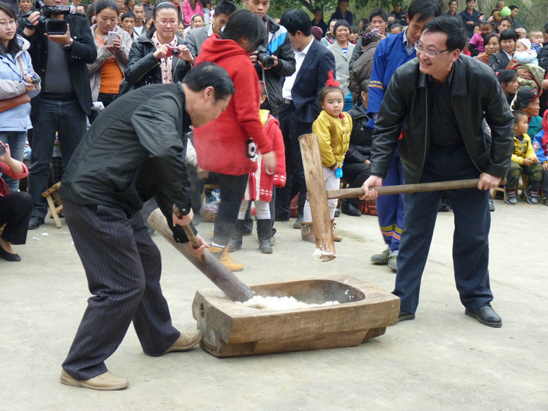 무로(仫佬)족의 전통명절,무라오녠(仫佬年)