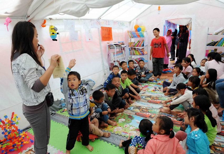 윈난 지진지역 ‘사랑천막교실’, 아이들 웃음꽃 활짝