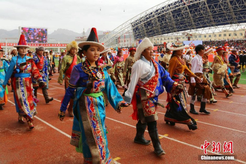 중국 유일 몽고족•장족자치주 설립 60주년 맞아
