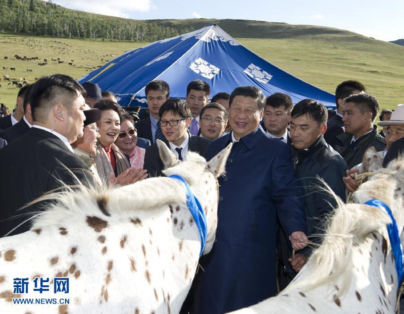 시진핑, 몽골 대통령과 나담 관람…말 선물로 받아