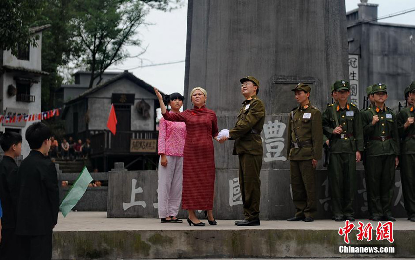충칭, 항전승리 69주년 기념 위해 항일 시트콤 찍어