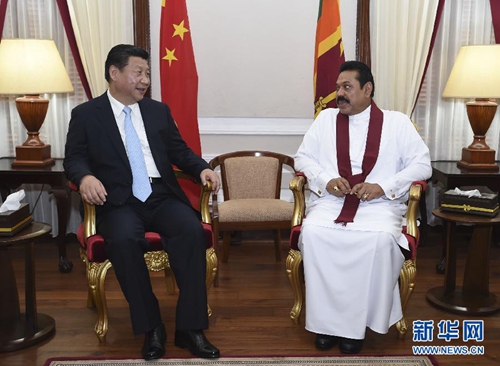 시진핑, 스리랑카 대통령과 회담 “FTA협상 가동”
