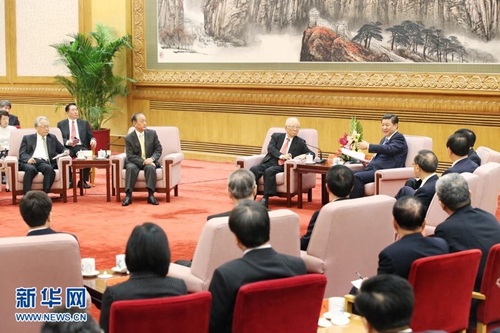 시진핑, 타이완 방문단 접견 “양안 평화분위기 변함없어”