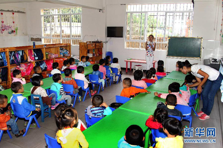 윈난 징구 지진 피해지역의 유치원들 다시 수업 재개