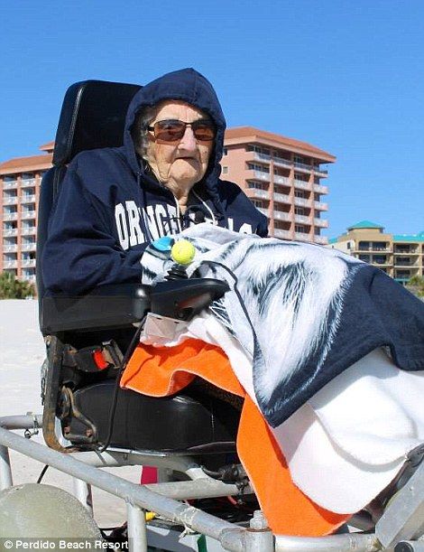 101세 할머니 생일 소원 성취…‘바다 구경’ 