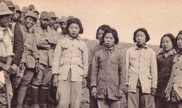 항일전쟁시 일본군 포로가 된 여병사들