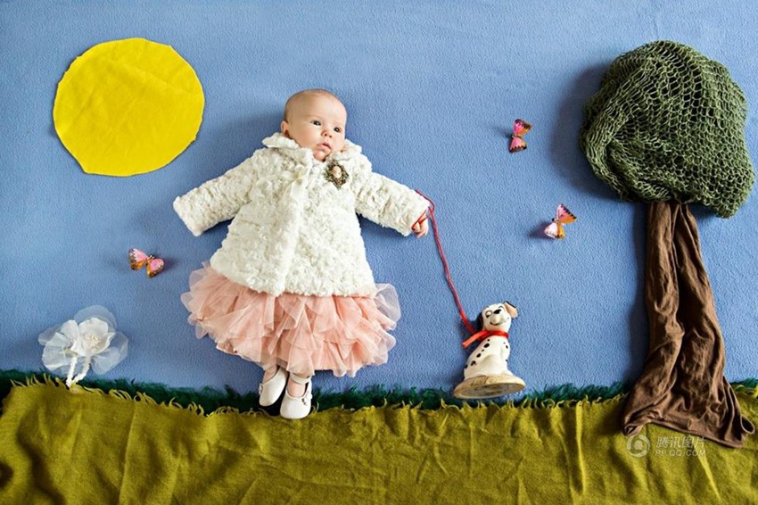 英 ‘다운트 애비’ 마니아, 복고풍 아기 사진 촬영