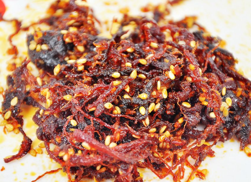덩잉뉴러우(燈影牛肉)로 유명한 ‘라오쓰촨(老四川)’