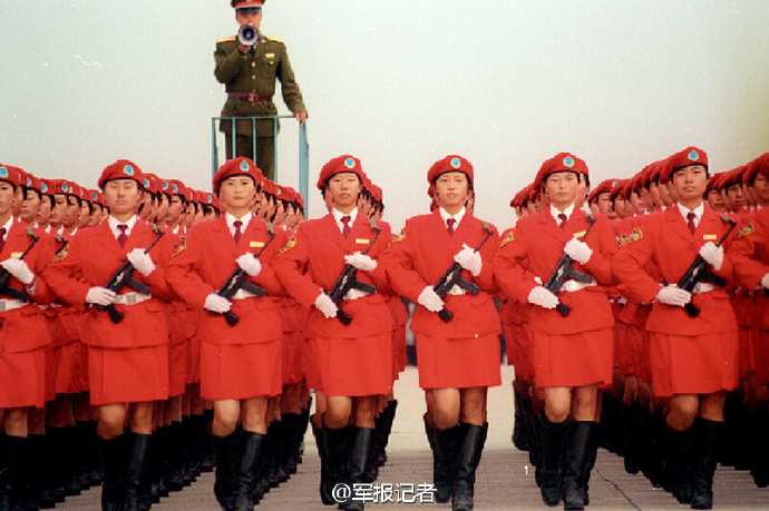 1958년 창설된 여군 의장대 국경일 열병식 사진 회고전