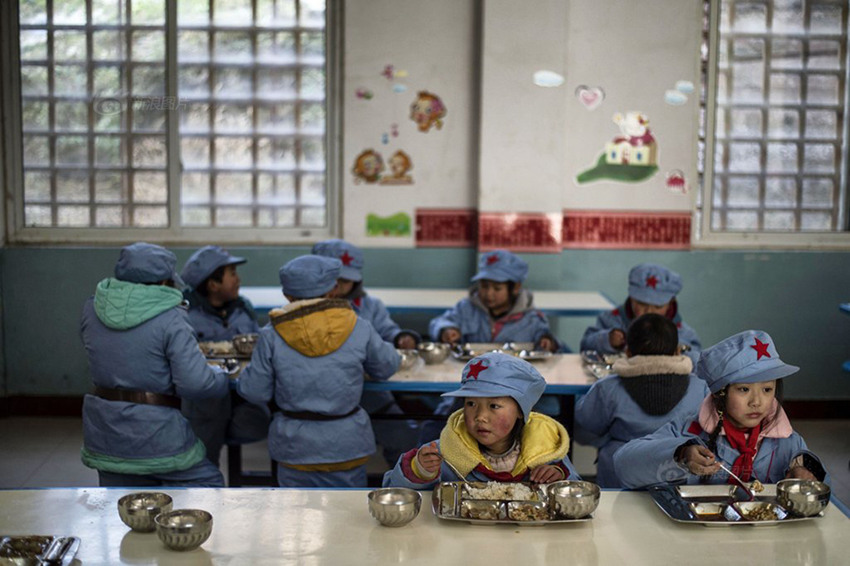지진에서 ‘다시 살아난’ 쓰촨 베이촨홍군초등학교 탐방