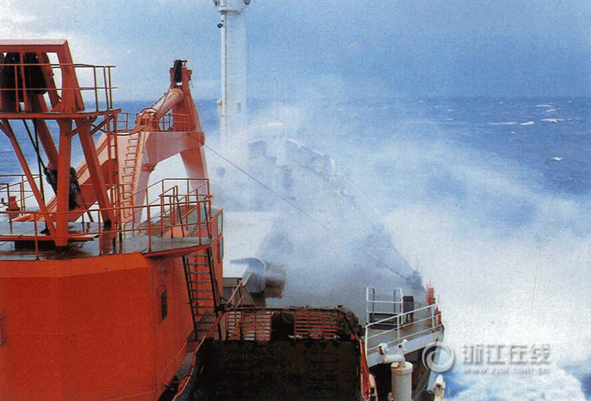 중국 최초의 남극탐사대 역사 담은 귀중한 사진들