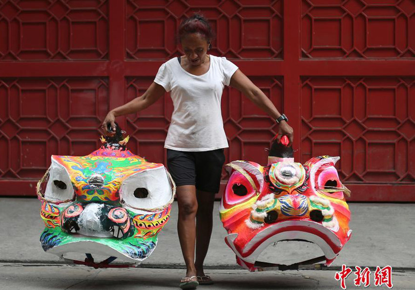 필리핀 차이나타운 주민, 중국 설날맞이 준비 한창