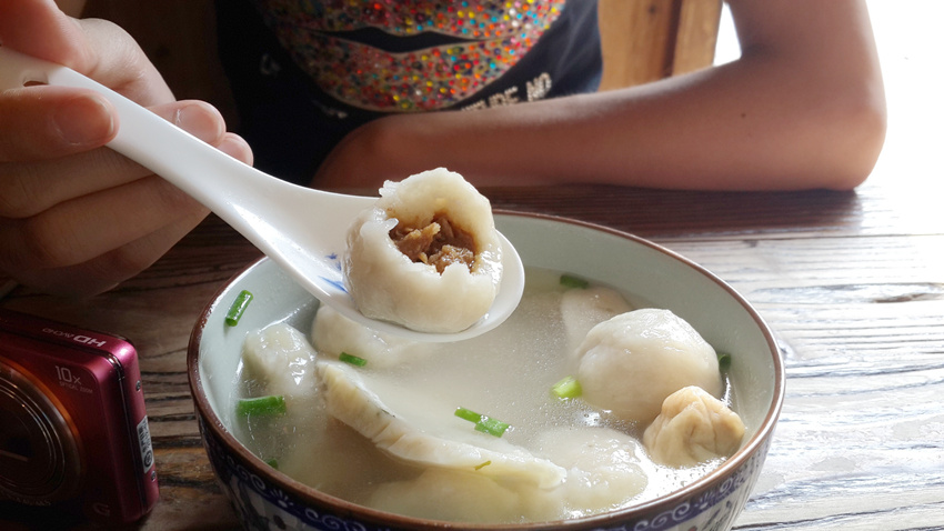 해협 양안을 잇는 위완(魚丸) 맛집 융허위완(永和魚丸)