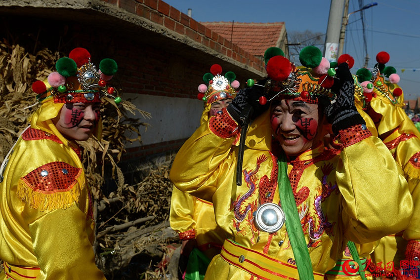 산둥 전통 풍습…‘앙가’로 떠들썩한 신년맞이