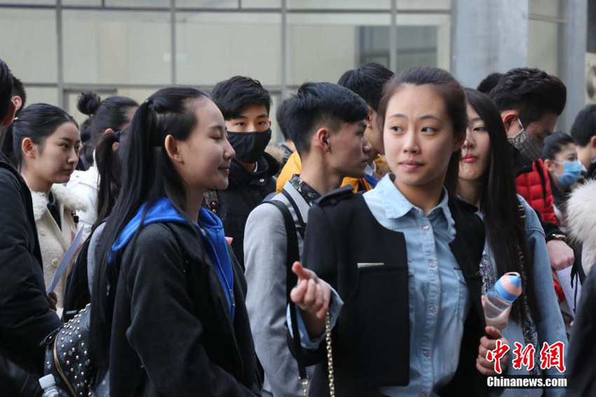 베이징영화학원 2차 실기시험날, 선남선녀 운집