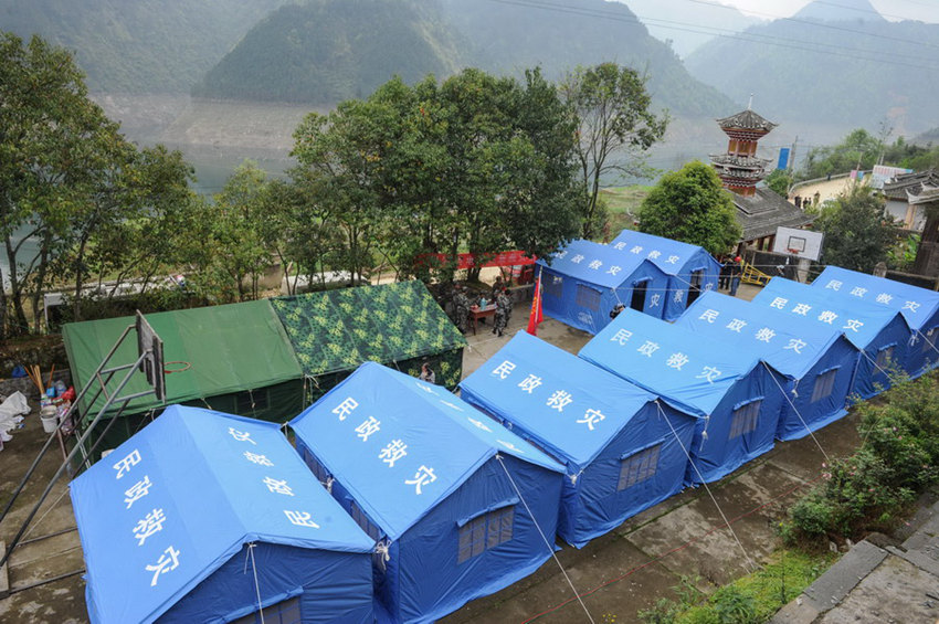 구이저우 젠허 지진 피해자 2만3천명, 구조작업 진행 중