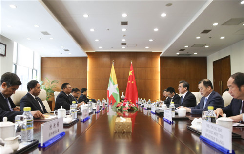 미얀마, 대통령 특사 파견…중국에 공식 사과 