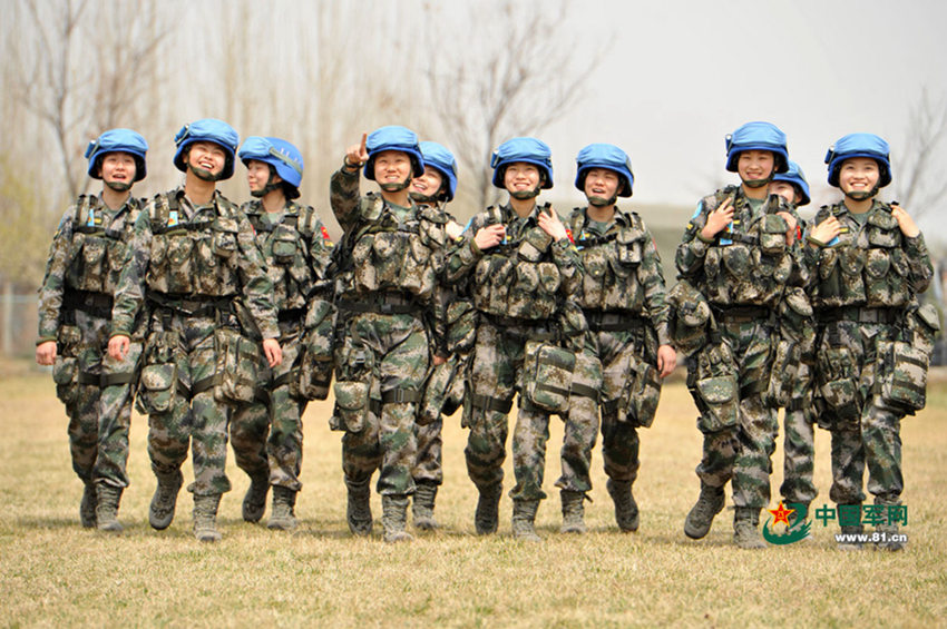 中 평화유지군 여자 보병 사진 공개  