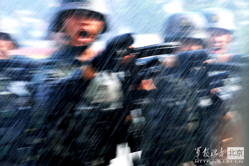 용맹한 해방군 담은 사진 공개 “우리가 지킨다”