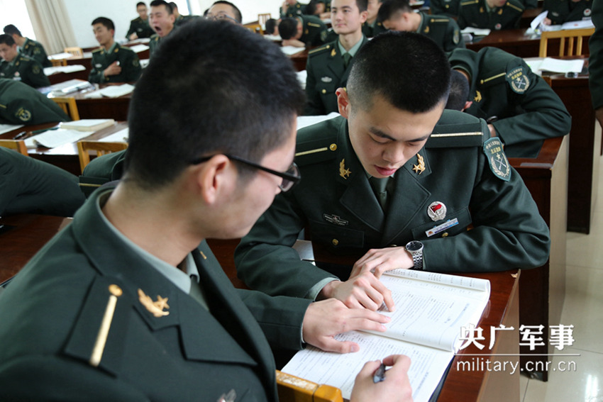 중국 사관학교 24시, 특별한 대학생활 엿보기