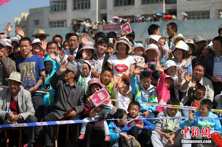 ‘꽃의 고향’서 Tour of Qinghai Lake 사이클 대회 개최