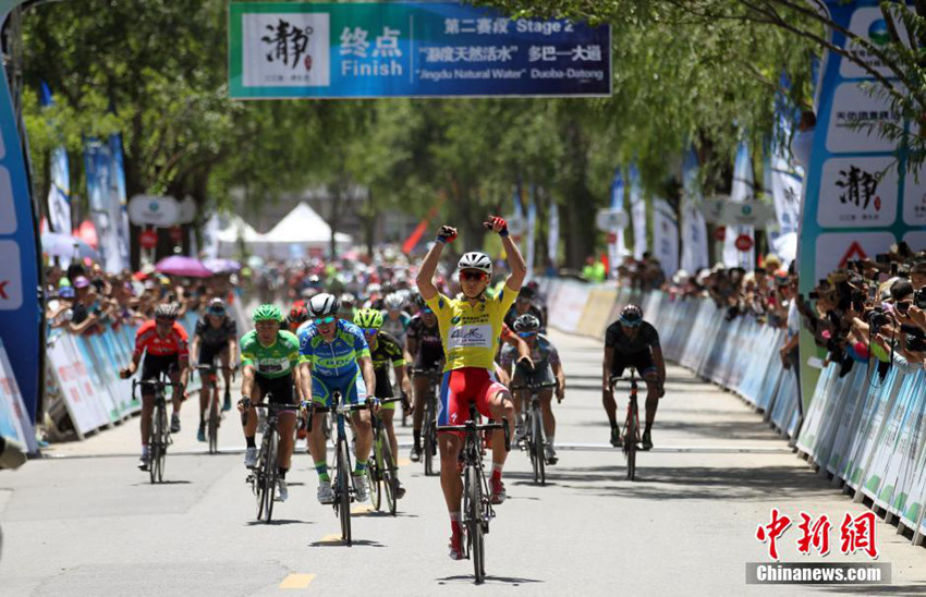‘꽃의 고향’서 Tour of Qinghai Lake 사이클 대회 개최