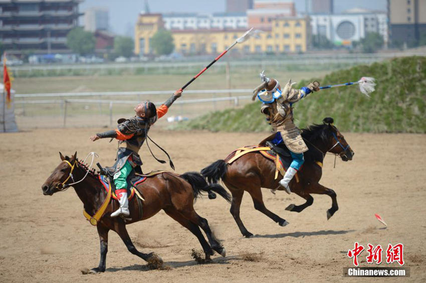 실황극 ‘영원한 징기스칸’ 네이멍구서 역사 장면 재현