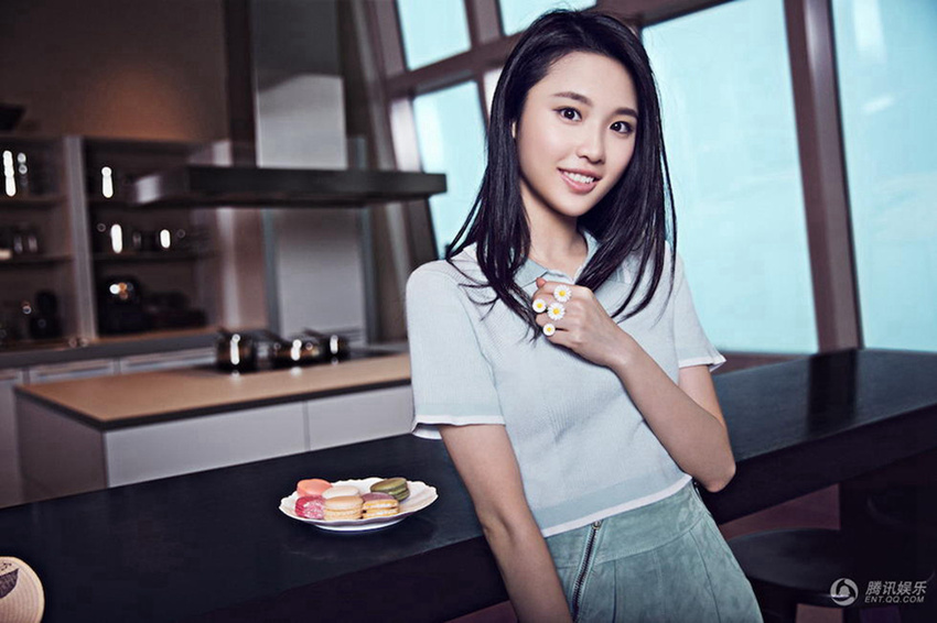 장후이원 모던한 소녀로 변신, 팔색조 매력 뽐내