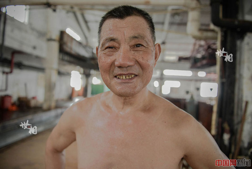 카메라로 담은 ‘얼음공장’의 극과 극