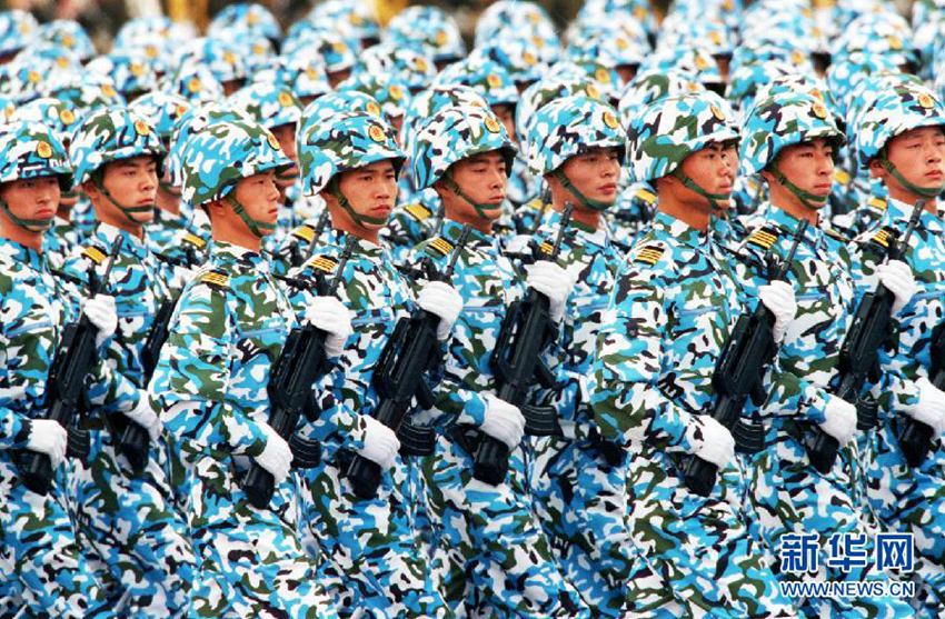 사진으로 보는 중국인민해방군 열병식의 60년 역사