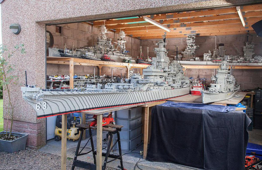 영국 51세 레고 마니아, 길이 7m 군함 모형 만들어