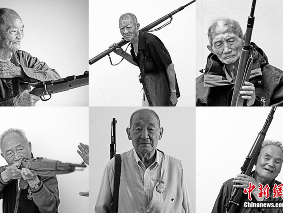 후베이 사진작가의 ‘총을 든 노병’ 사진, 역사 되새겨