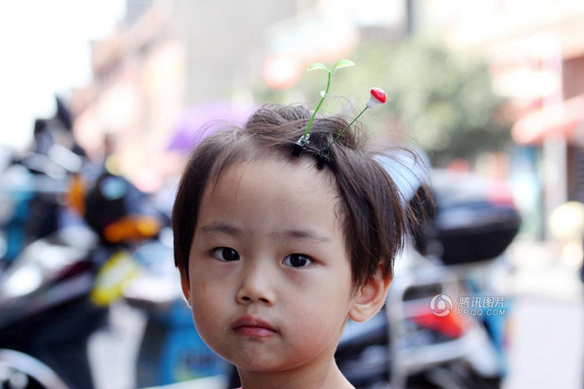 귀여움 필살 아이템 ‘새싹 머리핀’ 중국서 대유행