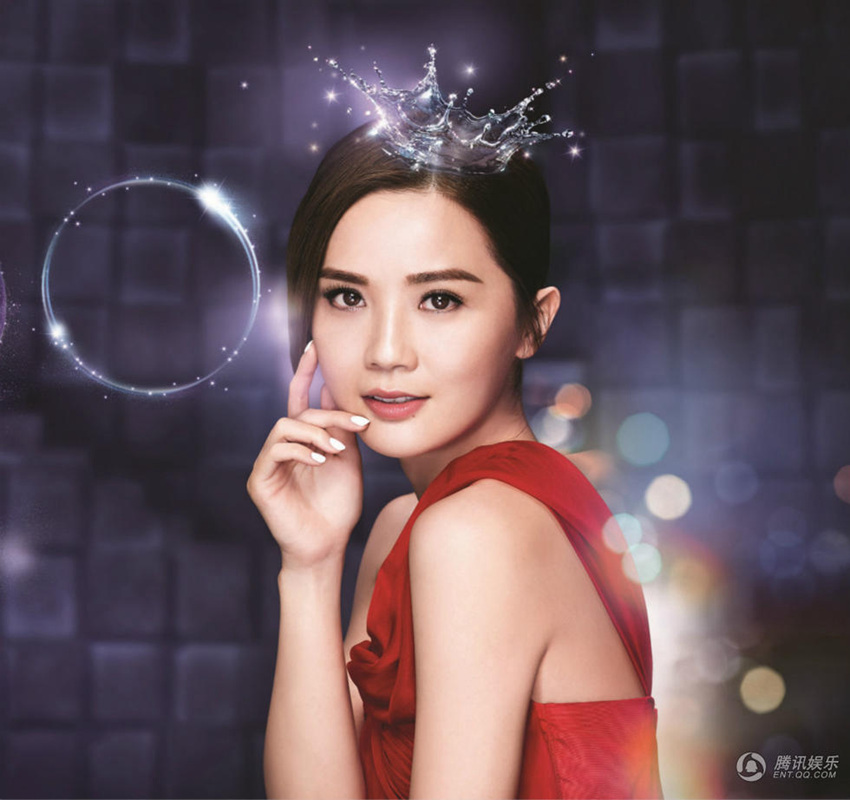 차이줘옌 광고 사진 공개, 환상의 성 왕비 같아