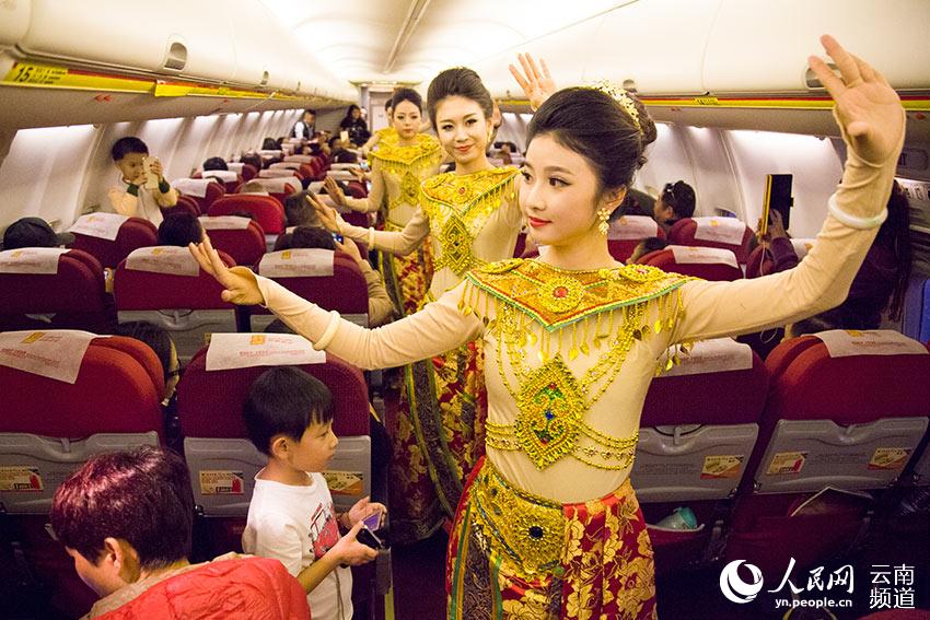 샹펑항공, 쿤밍-캄보디아 노선 취항 ‘이국적인 패션쇼’