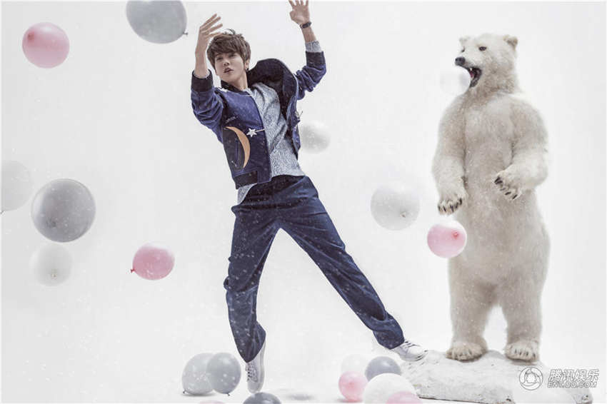 최고 인기스타 루한, 북극곰과 함께 잡지 커버 장식