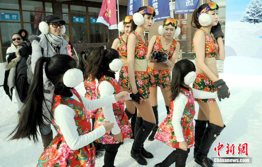 선양 미녀 모델 -20℃ 추위에 ‘둥베이 패션쇼’ 펼쳐