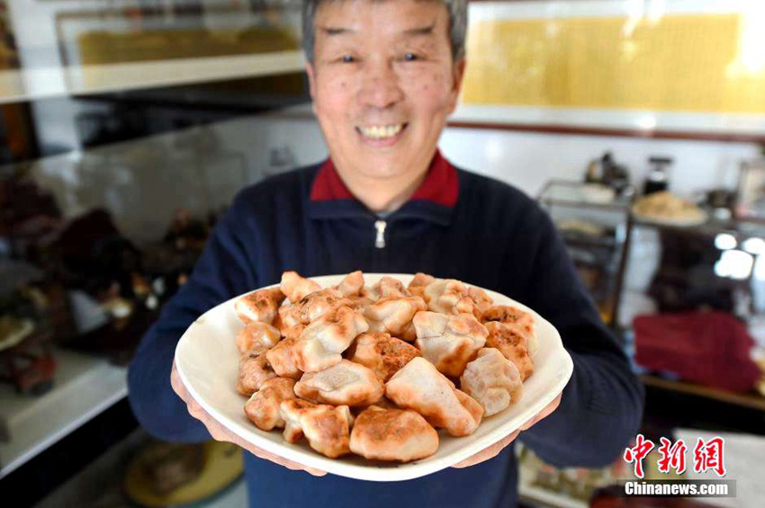 ‘돌 수집광’이 차린 ‘돌 잔칫상’… 진짜 같아