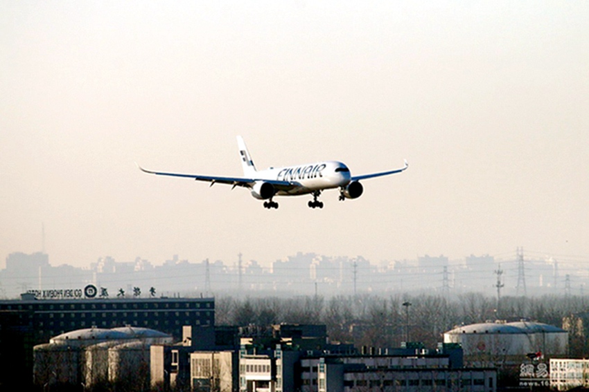 베이징에 드디어 첫 선 보이는 에어버스 A350