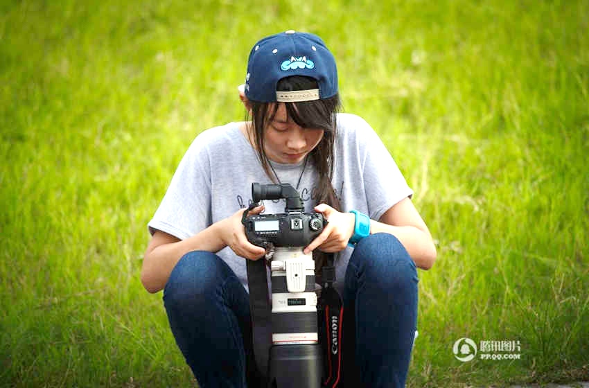 애완동물 촬영 스튜디오 오픈한 20살 아가씨들